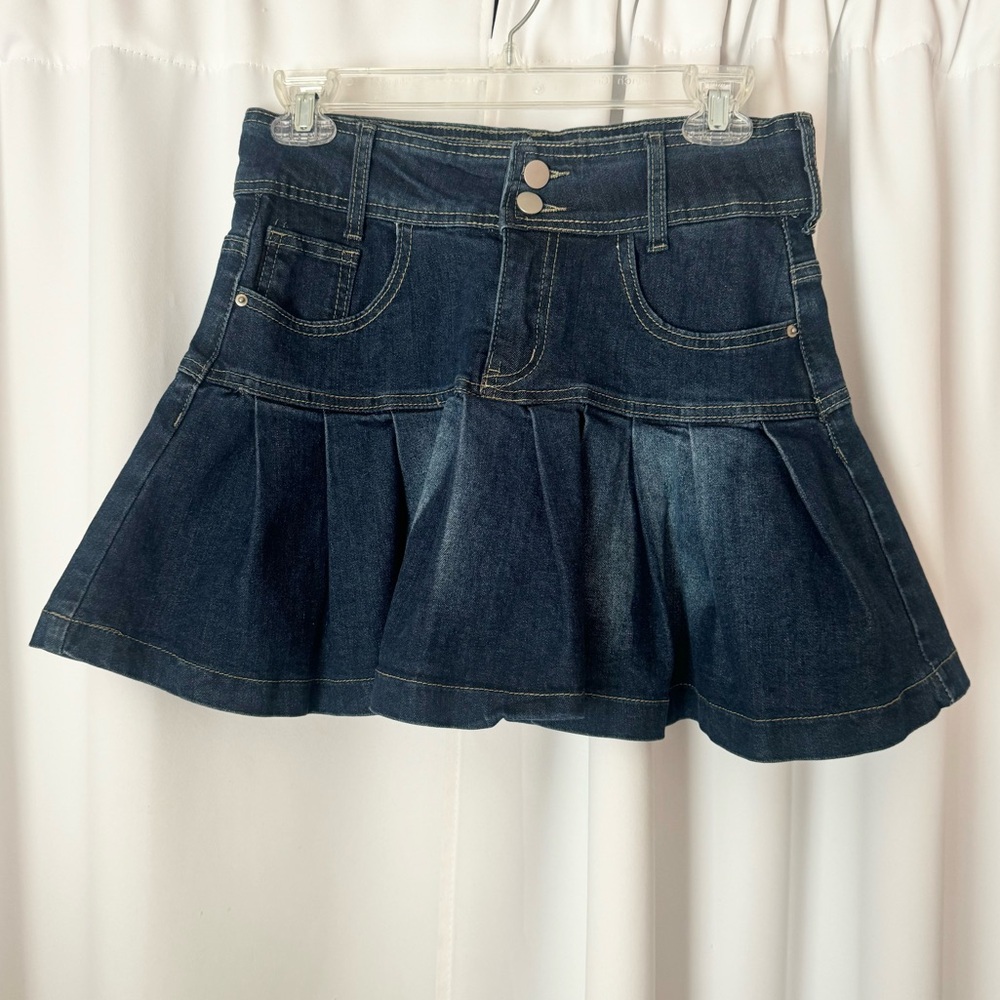 SHEIN Dark Blue Pleated Denim Ultra Mini Skirt Size Medium